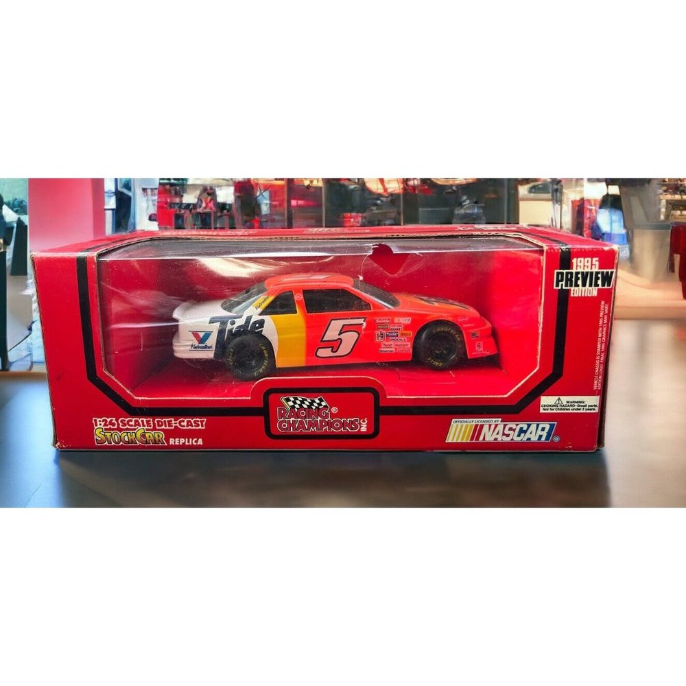 Ricky Rudd #5 Tide Laundry Detergent 1995 Chevrolet Lumina Die-Cast 1:24 Bank